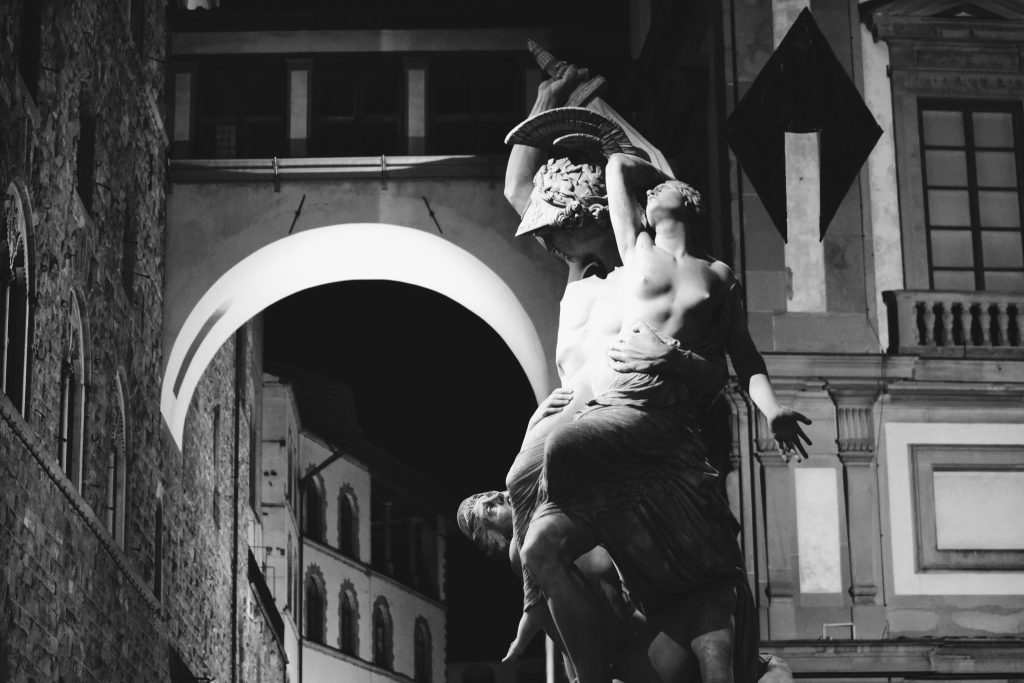 Estatuas de Florencia: Testigos de la Grandeza del Arte Renacentista.